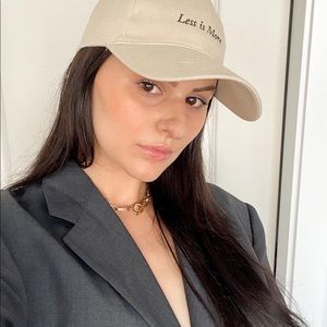 Meet your Posher, Carlee